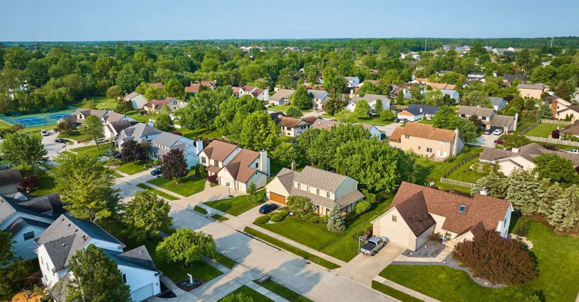 The Best Manned Gated Neighborhoods in the Houston Area (2025 Guide) - Your Move-to-Houston Guide